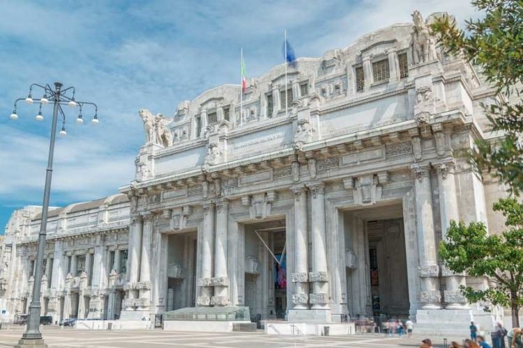 Read more about the article Milan Central Station